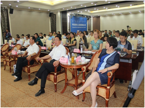 2016年內蒙古農(nóng)牧業(yè)產(chǎn)業(yè)化發(fā)展論壇順利召開